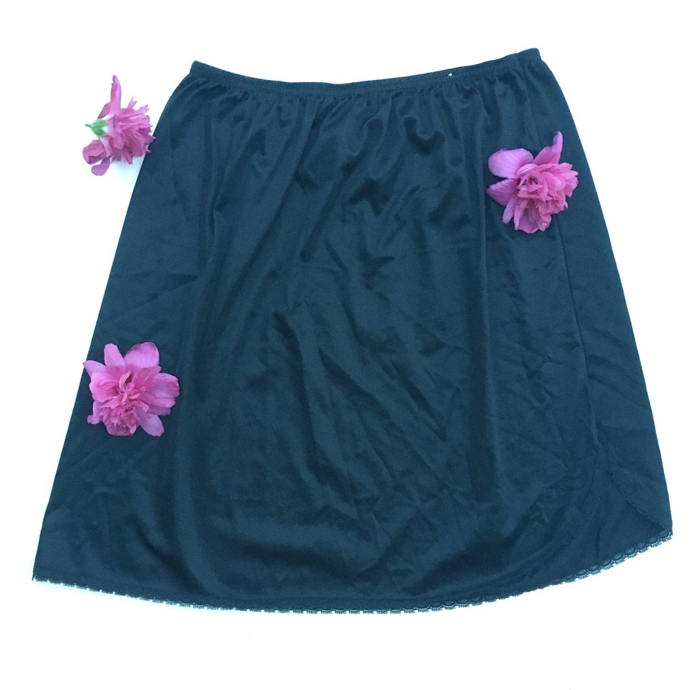 Vintage Skirt Slip